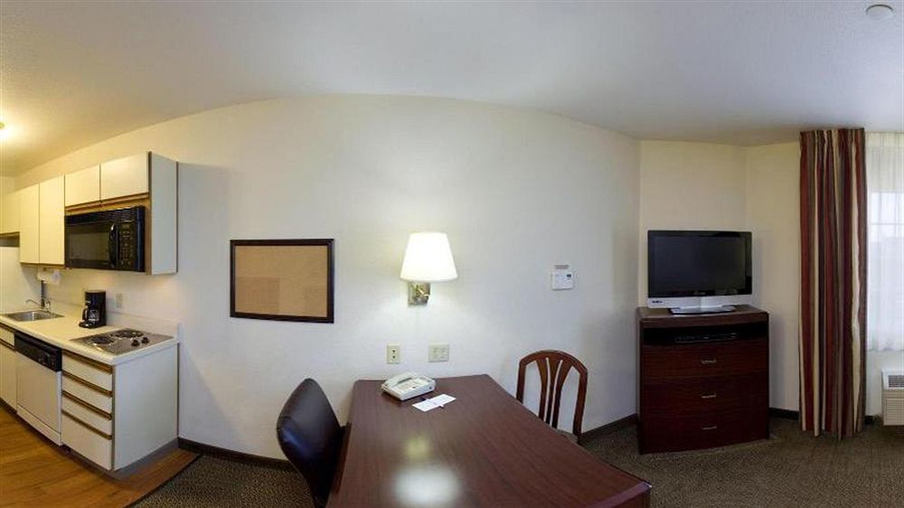 Sonesta Simply Suites Oklahoma City Airport Экстерьер фото