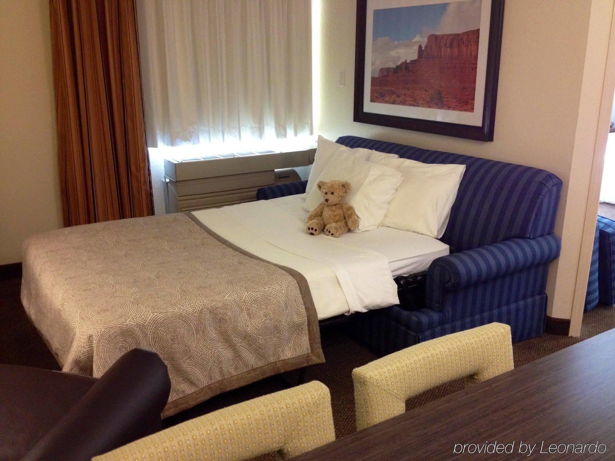 Sonesta Simply Suites Oklahoma City Airport Экстерьер фото